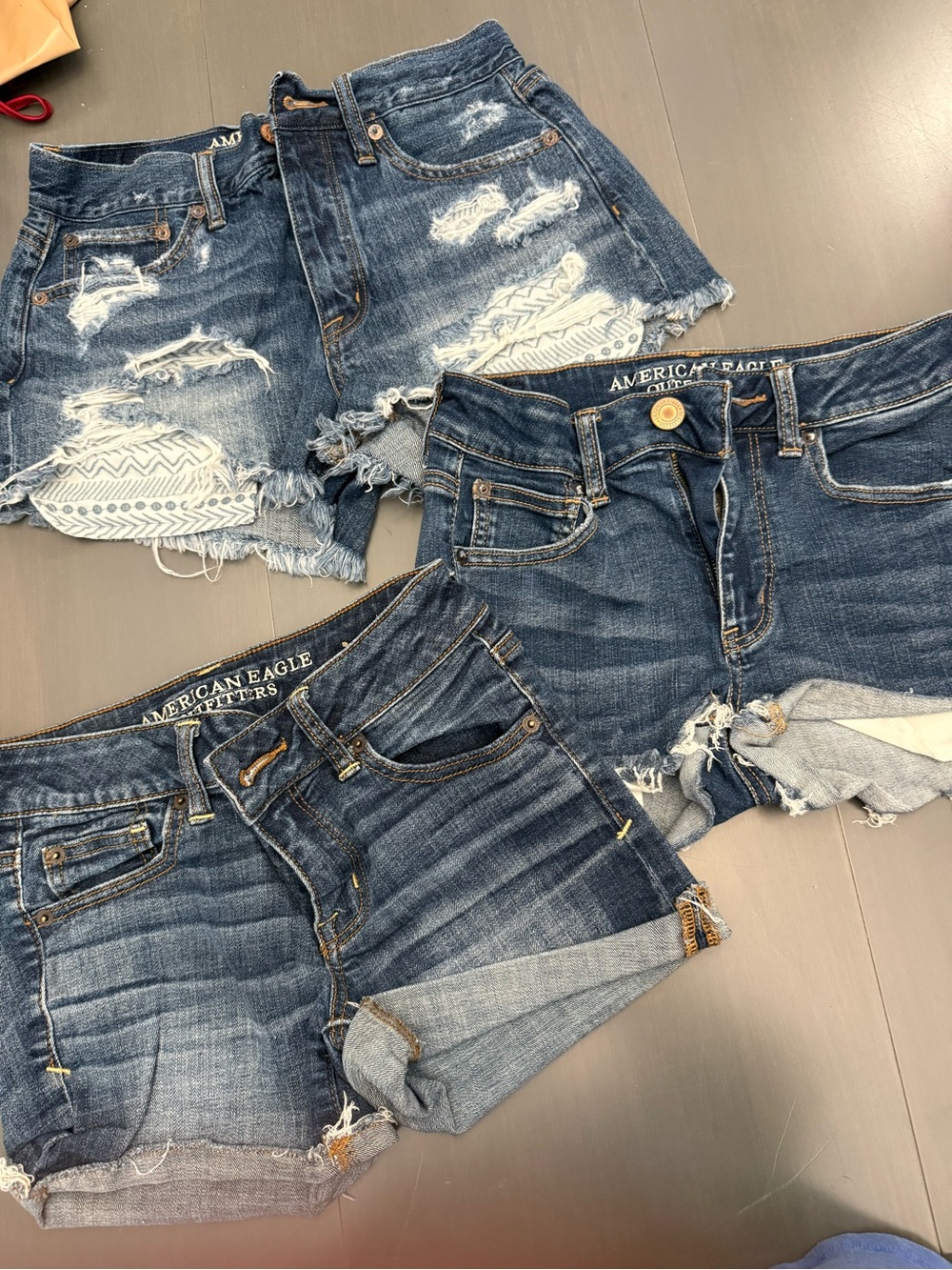 American Eagle Outfitters Women's lot size 2 Blue Denim Shorts